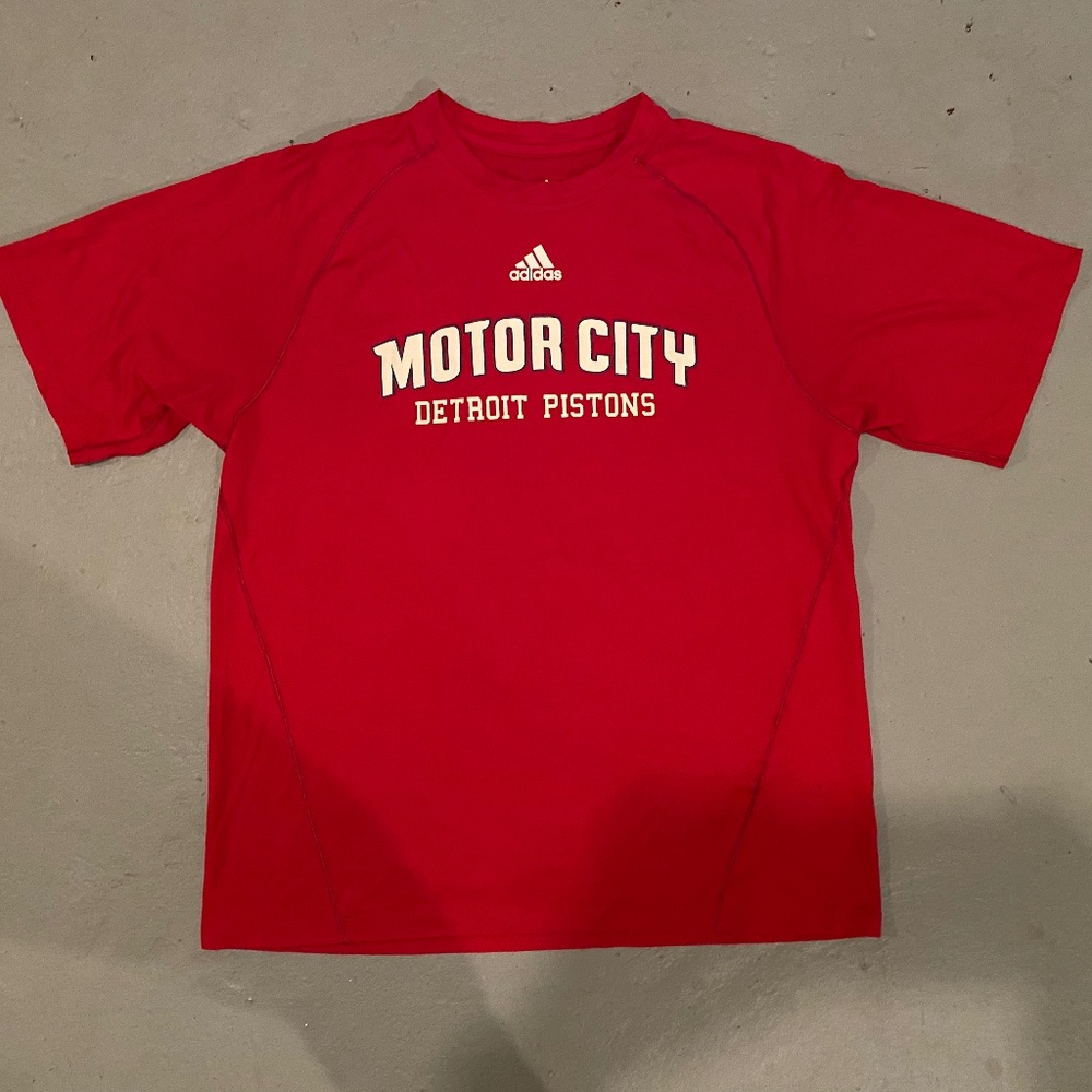 Detroit Pistons Motor City TShirt